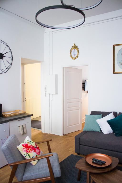 Appartements De Jeanne Лил Екстериор снимка