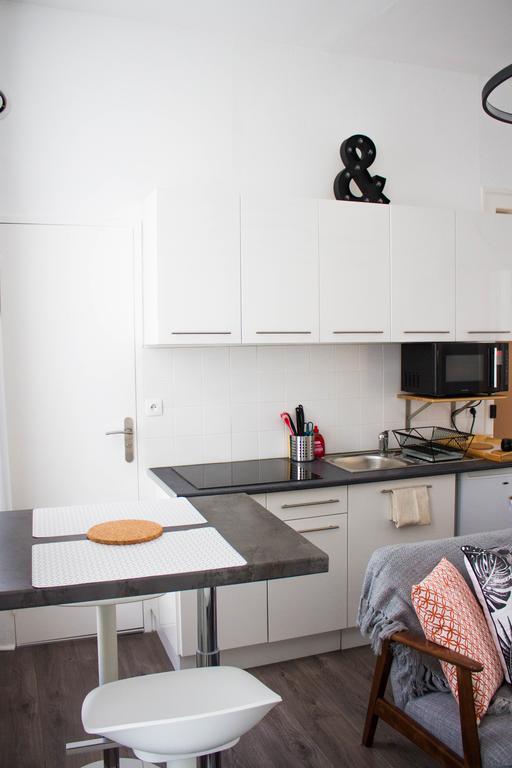 Appartements De Jeanne Лил Екстериор снимка